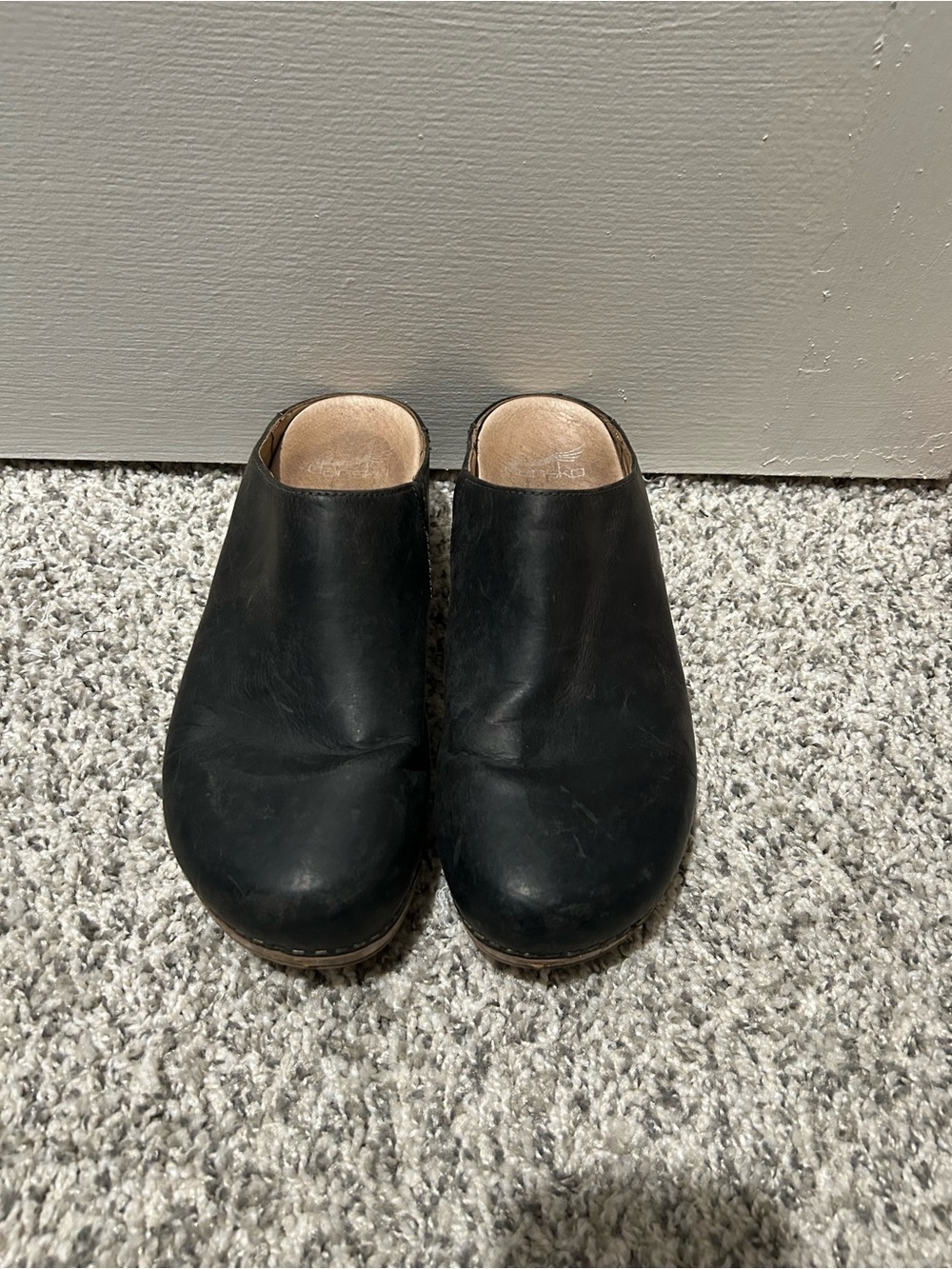 Dansko Women’s Brenda Black Leather Slip-On Mule Clogs Size 7